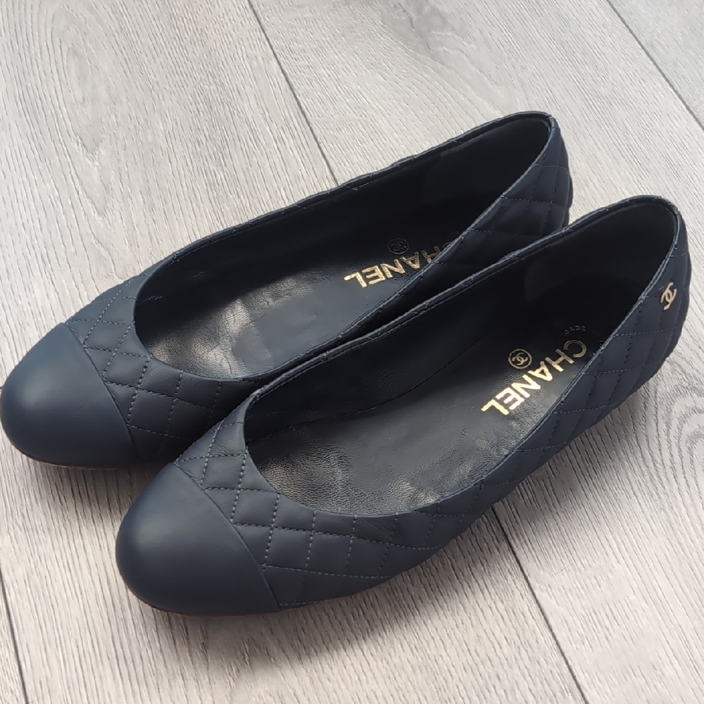 Chanel Quilted Navy Ballet Flats